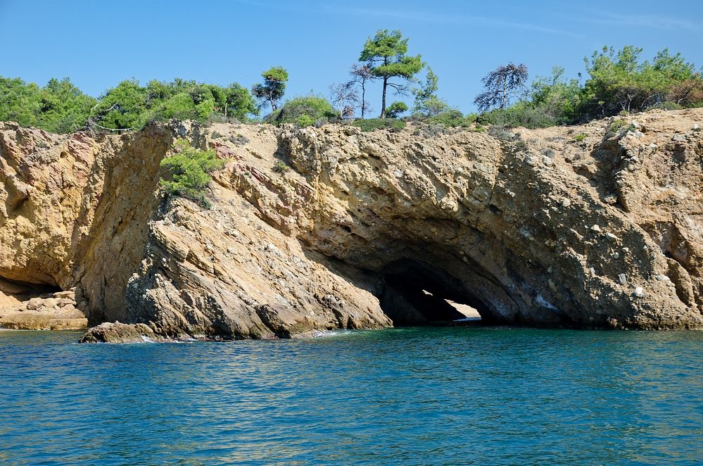 Tunel na pláž Tripiti